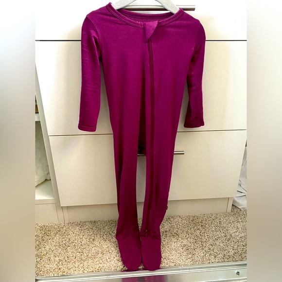 Kyte BABY Other - Kyte Baby Zipper Footie in Dahlia